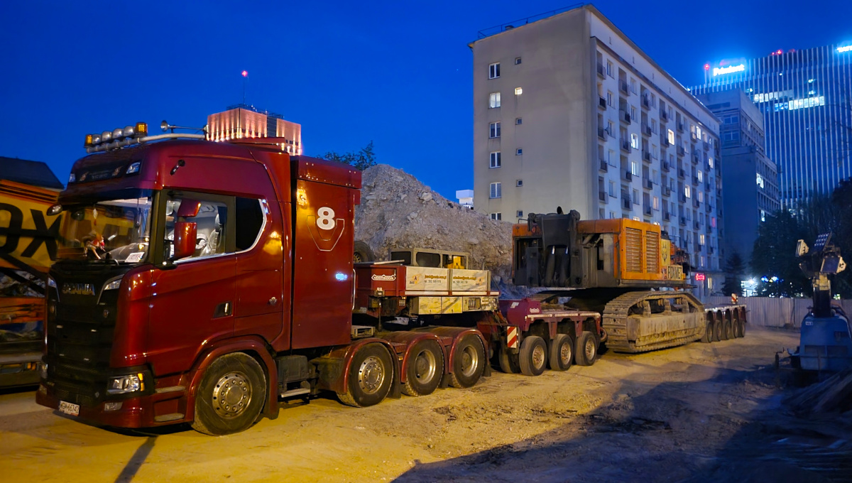 Transport niskopodwoziowy maszyn budowlanych Sońsk i okolice.